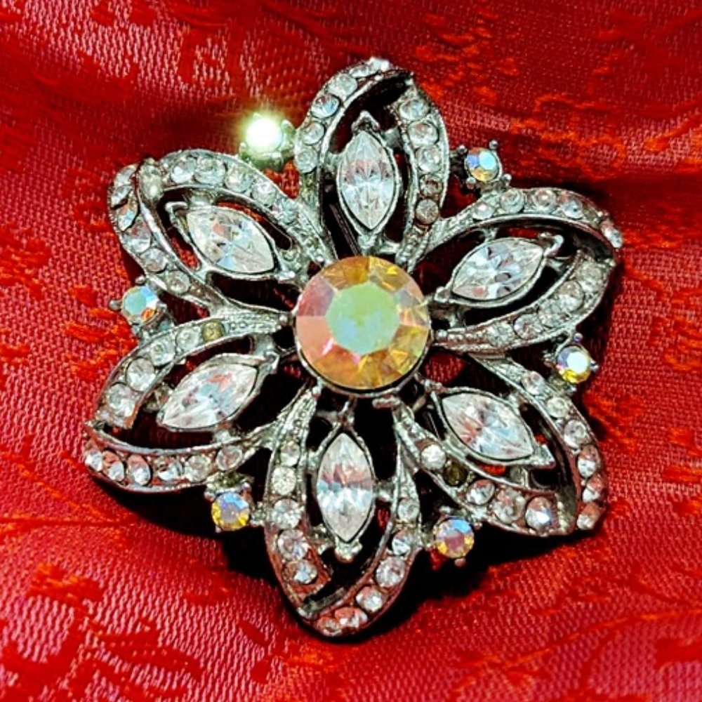 Silver & Crystal Pendant/Brooch - Wear Either Way - Super Sparkly - Beautiful!
